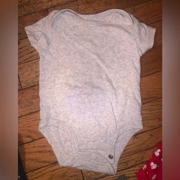 3-6m boy and 6-12m boy baby clothes bundle - Picture 7 of 15